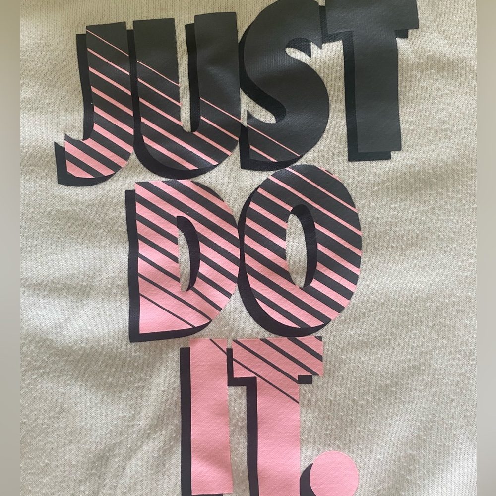 Nike Set - Picture 4 of 6